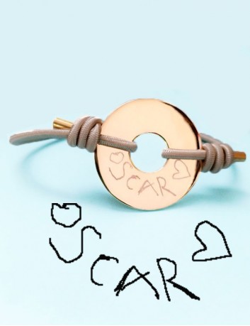 pulsera cordón elástico con donut baño oro grabado con dibujo o escrito personalizado