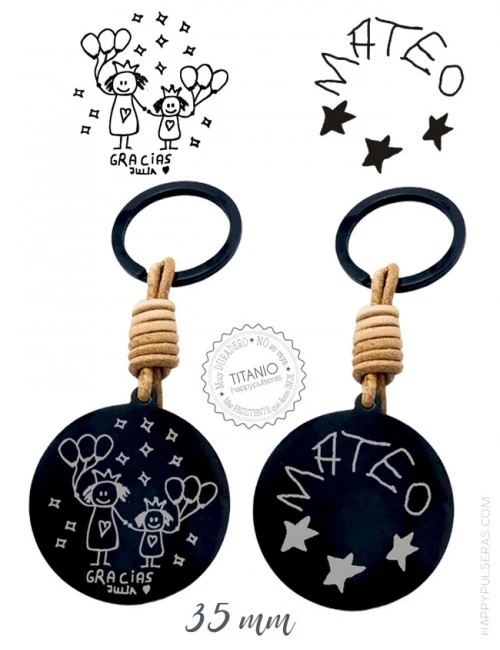 Llavero personalizado con dos dibujos. Fotos personalizadas sobre llaveros. Joyería online de regalos personalizados.