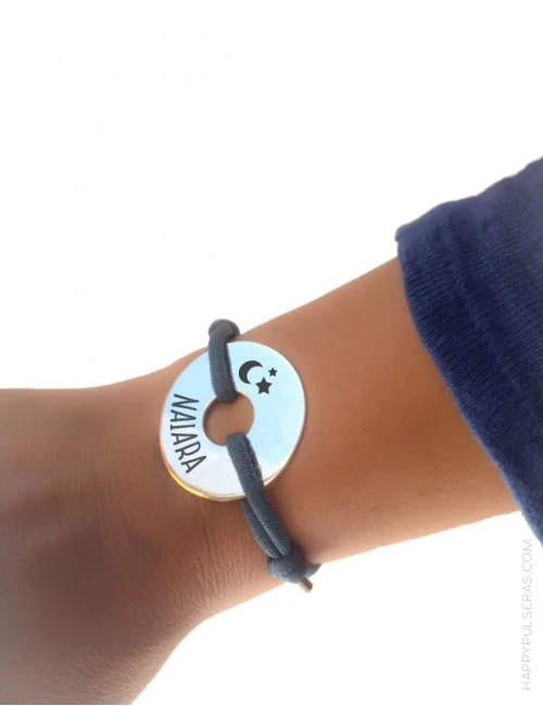 Pulsera de plata personalizada para grabar una dedicatoria. Happypulseras