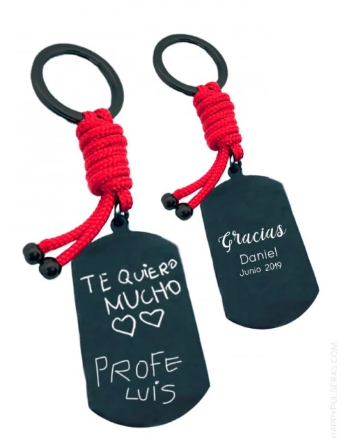 Llaveros personalizados para maestros. Regalo práctico personalizado en Happypulseras.