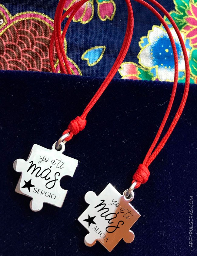 Colgantes piezas puzzle grabadas para enamorados- Colgantes para parejas-Happypulseras