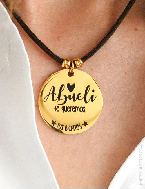 Medallas dedicadas a nuestras queridas abuelitas, que nos ayudan tanto...