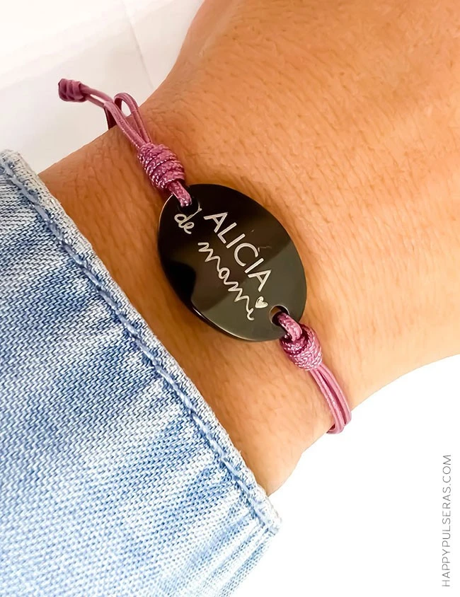 Pulsera titanio con el grabado GRATIS. Grabamos lo que quieras - Color Mora Pulsera titanio con el grabado GRATIS. Grabamos lo que quieras - Color Mora